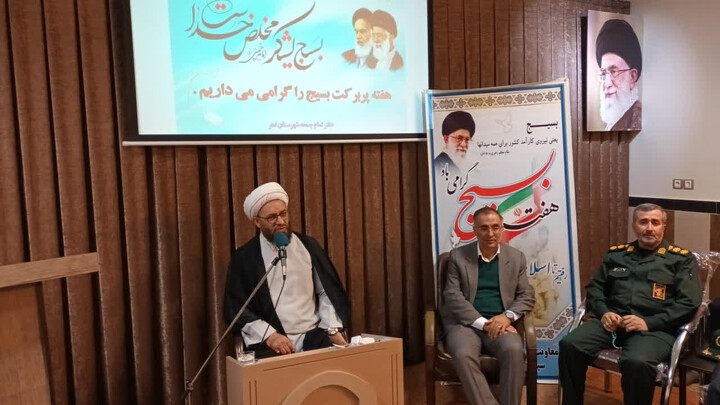 تصاویر / دیدار فرماندهان و بسیجیان سپاه ناحیه اهر با امام جمعه شهرستان