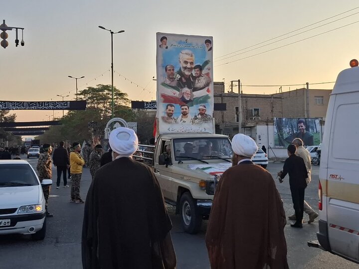 تصاویر/ مراسمات استقبال مردم شهید پرورآران و بیدگل از شهدای گمنام