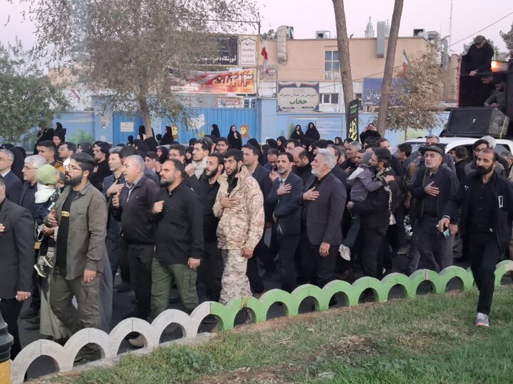 تصاویر/ مراسمات استقبال مردم شهید پرورآران و بیدگل از شهدای گمنام