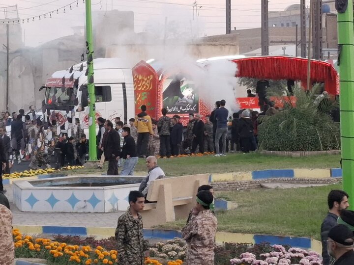 تصاویر/ مراسمات استقبال مردم شهید پرورآران و بیدگل از شهدای گمنام