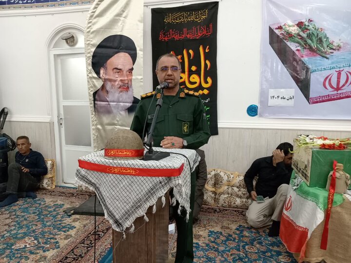 تصاویر/ استقبال از شهید گمنام در بندر ریگ