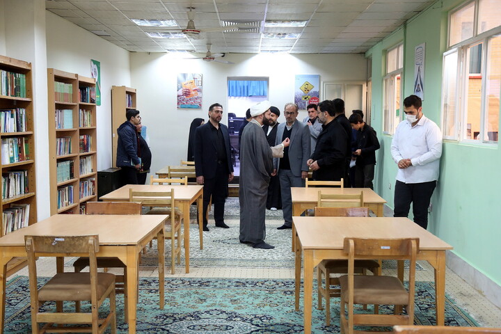 تصاویر/ افتتاح کتابخانه و خانه دیجیتال کانون فرهنگی هنری مسجد امام سجاد(ع)