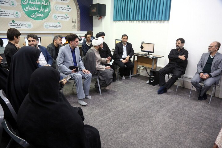 تصاویر/ افتتاح کتابخانه و خانه دیجیتال کانون فرهنگی هنری مسجد امام سجاد(ع)