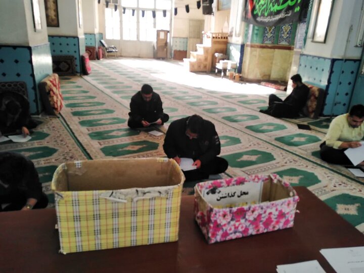 تصاویر/ برگزاری المپیاد علمی تاریخ و سیره پیامبر اعظم اسلام(ص) در مدارس علمیه کاشان