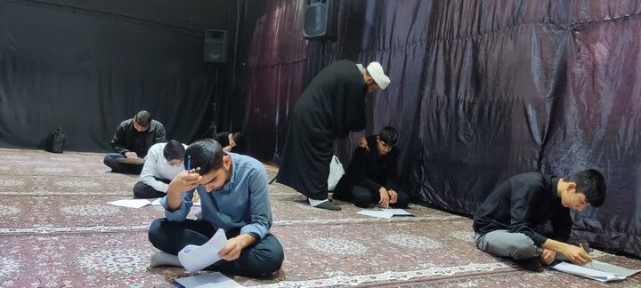 تصاویر/برگزاری المپیاد علمی تاریخ در مدرسه علمیه امام باقر (ع) کامیاران برگزار شد