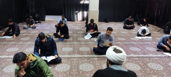 تصاویر/برگزاری المپیاد علمی تاریخ در مدرسه علمیه امام باقر (ع) کامیاران برگزار شد