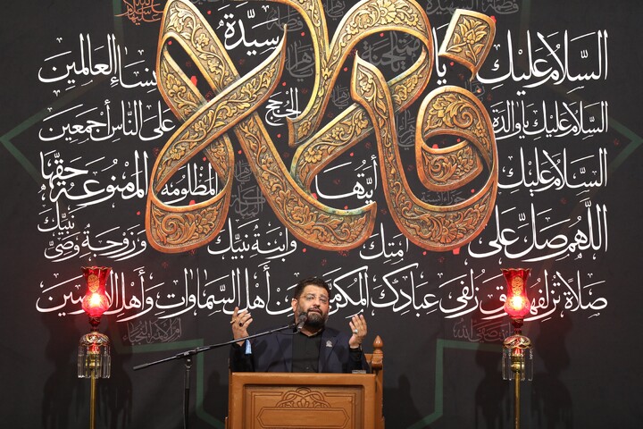 تصاویر/ وداع با پیکر مطهر دو شهید گمنام دفاع مقدس در حرم حضرت معصومه سلام الله علیه