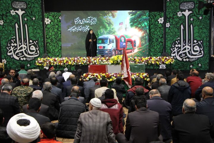 تصاویر/اجتماع بزرگ بسیجیان کاشان در آستانه هفته بسیج