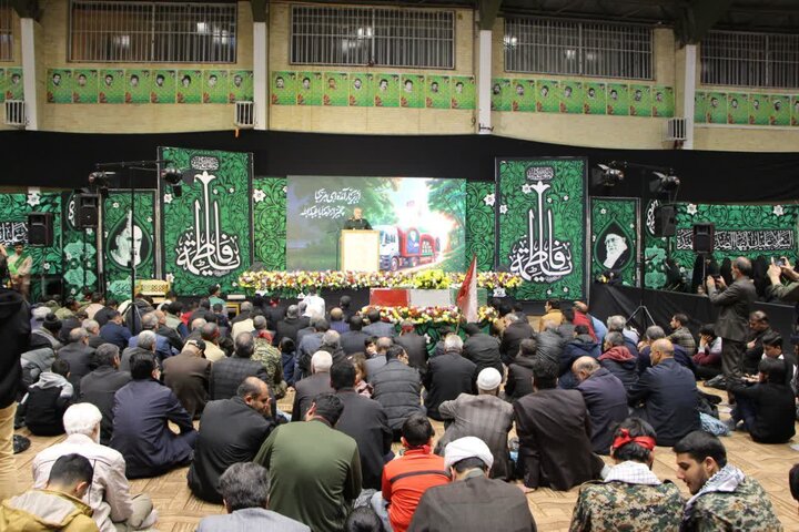 تصاویر/اجتماع بزرگ بسیجیان کاشان در آستانه هفته بسیج