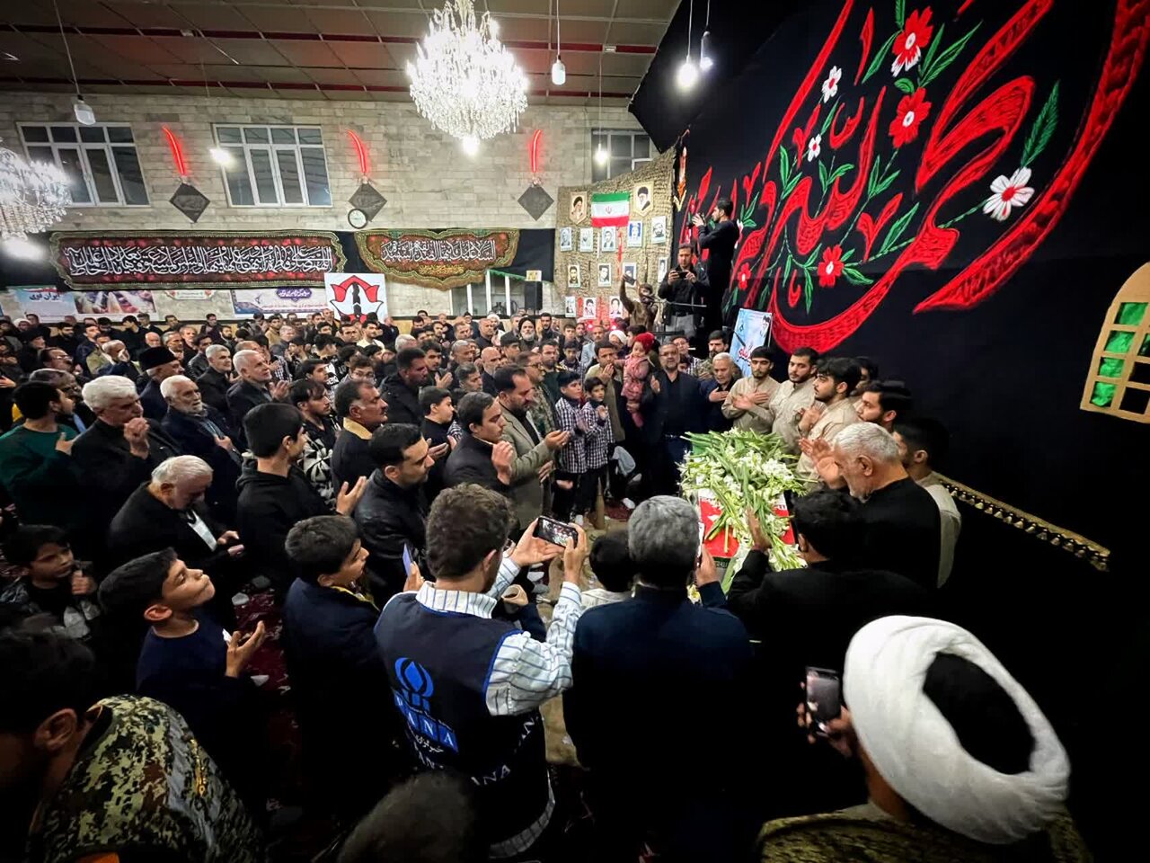 تصاویر/ مراسم شبی با شهید گمنام در سلماس