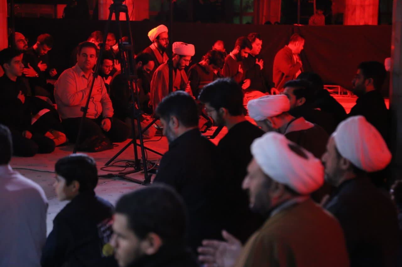 شب اول مراسم عزداری شهادت حضرت صدیقه طاهره(س) توسط دفتر تبلیغات اسلامی حوزه علمیه قم