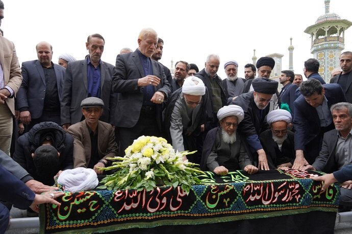 تسلیت آیت‌الله اعرافی در پی درگذشت عضو دفتر رهبر انقلاب در قم