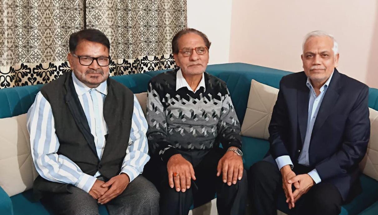 बुक फेयर और एकेडमिक पढ़ाई को बढ़ावा; अलीगढ़ में प्रोफेसर सय्यद लतीफ हुसैन शाह काज़मी की किताबों की प्रदर्शनी