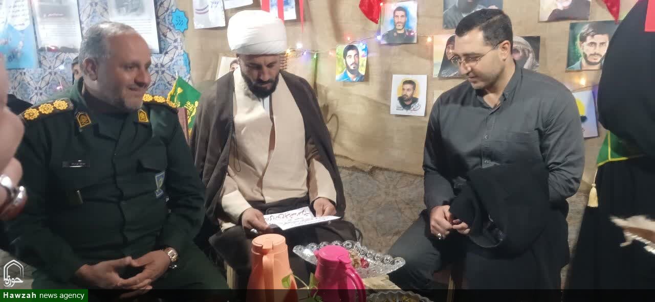 بازدید مسئول دفتر نمایندگی ولی فقیه ناحیه امام رضا از نمایشگاه های اسوه + تصاویر