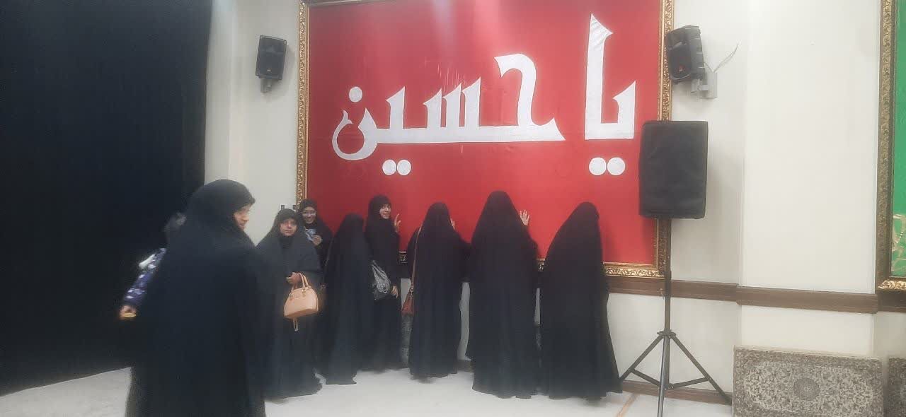 نخستین دوره تربیت مربی قرآن ویژه طلاب خواهر بنگلادشی در قم برگزار شد