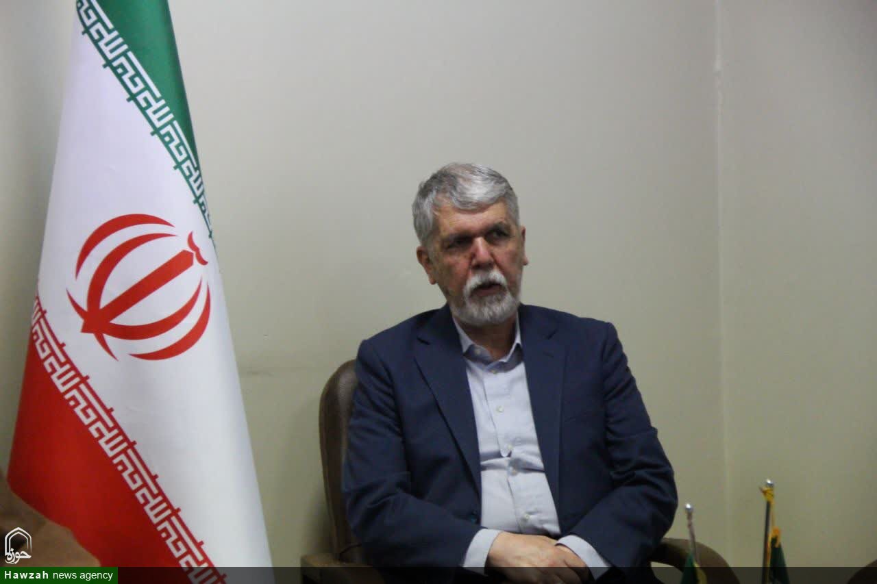 زبان ارتباطی با نسل جوان نیازمند بازآفرینی است