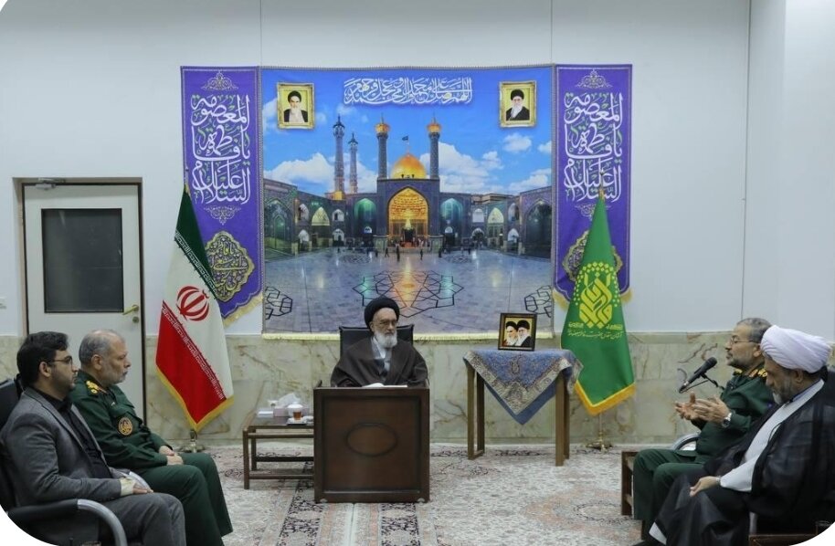 بسیج تنها مولود انقلاب نیست؛ امضای انبیا از آغاز پای آن است