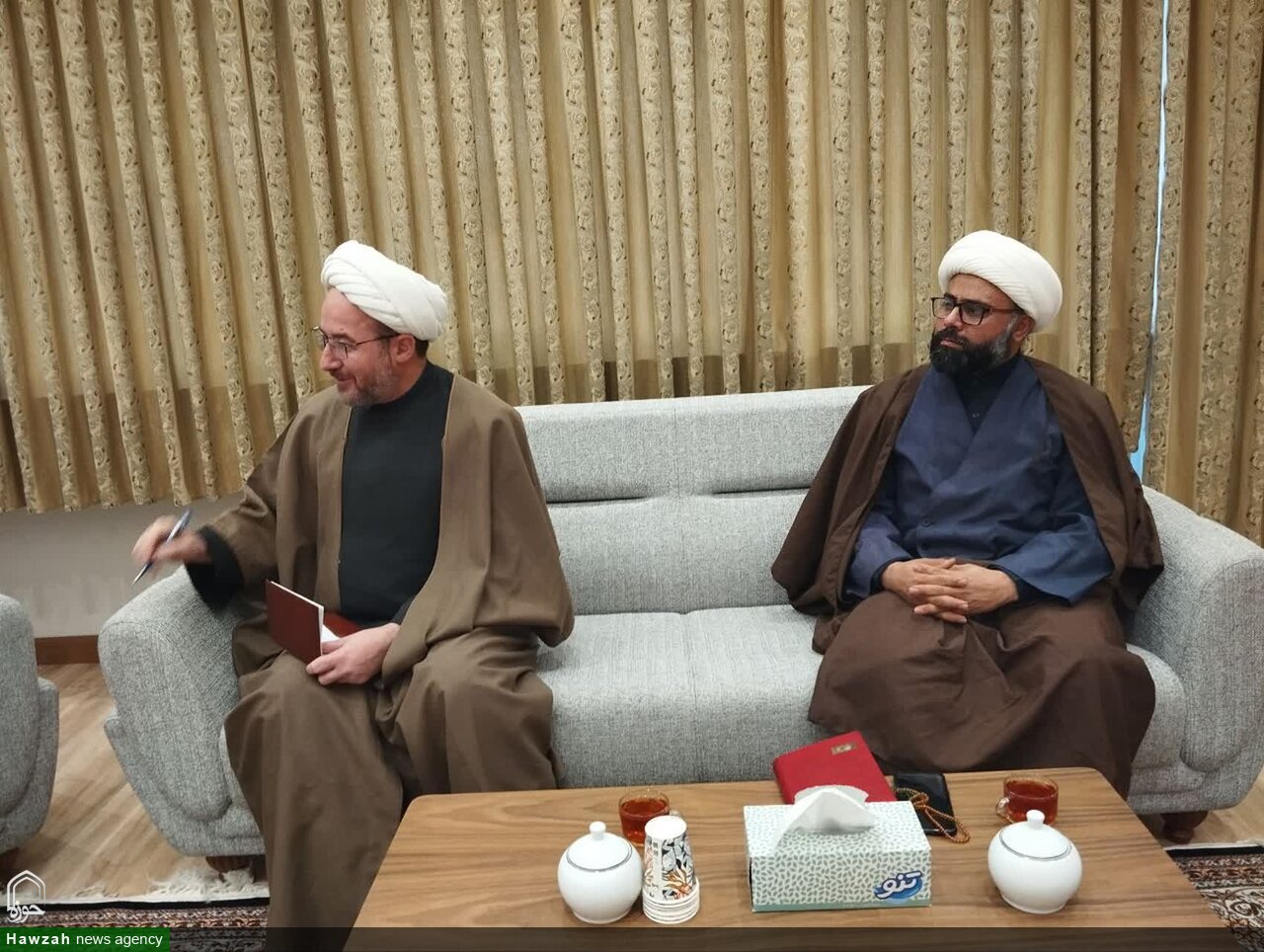 نخستین جلسه کمیته تأمین امام جماعت مساجد آذربایجان شرقی برگزار شد + عکس