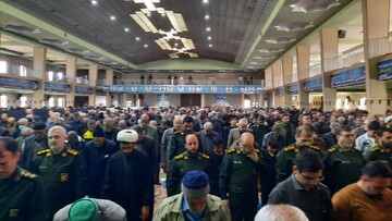 تصاویر/اقامه نماز عبادی سیاسی جمعه در خمین