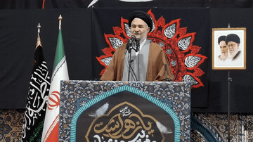 تاکید امام جمعه بروجرد بر نظارت دولت بر قیمت ها