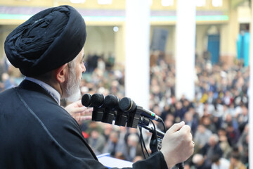 تصاویر/ اقامه نماز جمعه ارومیه