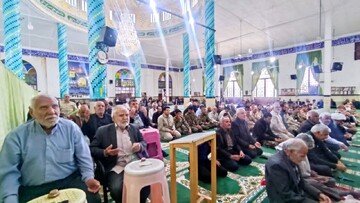 تصاویر/ اقامه نماز جمعه شهر بهرمان