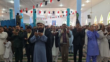 تصاویر/ اقامه نماز جمعه شهر ریگان