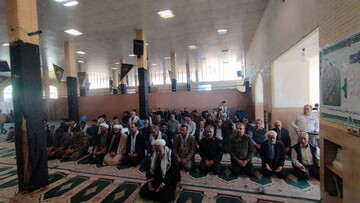 تصاویر/ اقامه نماز جمعه شهر بلورد