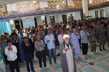 تصاویر/ اقامه نماز جمعه شهر قلعه‌گنج