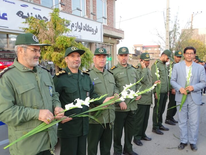 تصاویر/ استقبال باشکوه مردم ولایت مدار شهرستان چهاربرج از شهید گمنام