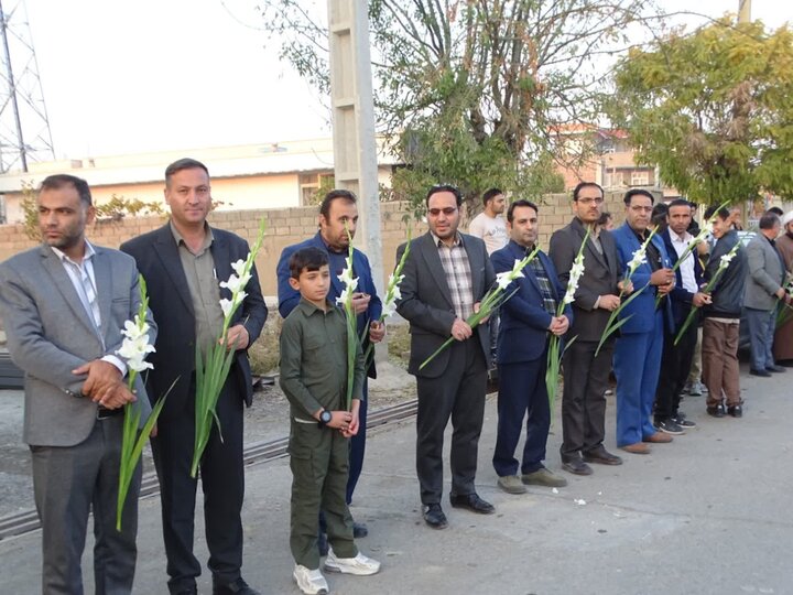 تصاویر/ استقبال باشکوه مردم ولایت مدار شهرستان چهاربرج از شهید گمنام