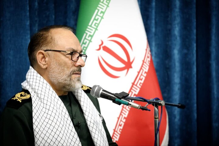 تصاویر/ دیدار اعضای ستاد بزرگداشت چهل و ششمین سالگرد هفته بسیج سپاه شهدای آذربایان غربی با نماینده ولی فقیه در استان