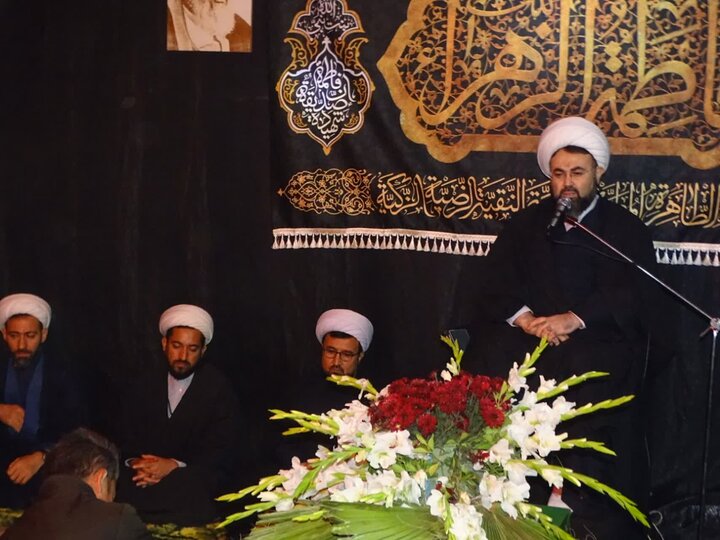 تصاویر/ مراسم شبی با شهید گمنام در هیئت فاطمیون چهاربرج