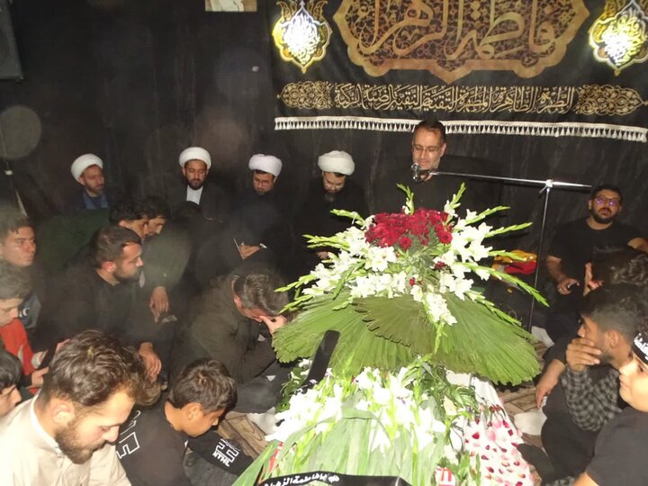 تصاویر/ مراسم شبی با شهید گمنام در هیئت فاطمیون چهاربرج