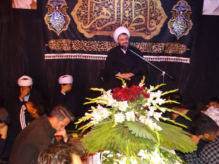 تصاویر/ مراسم شبی با شهید گمنام در هیئت فاطمیون چهاربرج