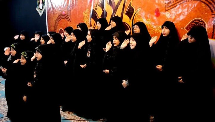 تصاویر/ مراسم عزاداری حضرت زهرا (س) در مدرسه علمیه شاهین دژ