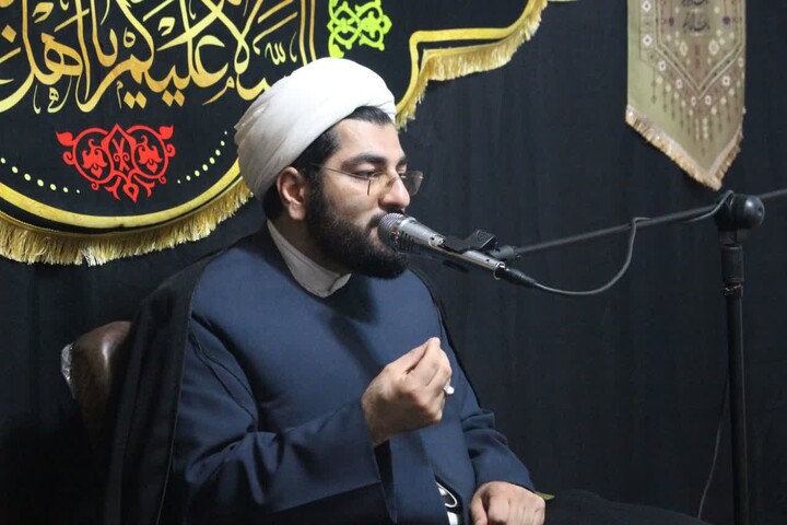 تصاویر / هیئت هفتگی مدرسه علمیه صاحب الزمان(عج) مرند