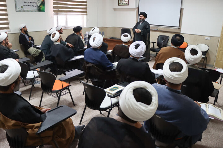 تصاویر | کارگاه مهارت‌افزایی فرهیختگان فرهنگی (ویژه مبلغان) - فرماندهی انتظامی استان زنجان