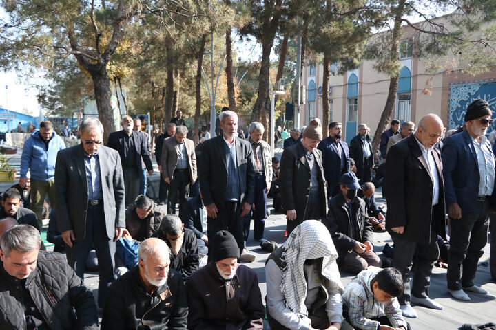 تصاویر |اقامه نماز باران در اصفهان