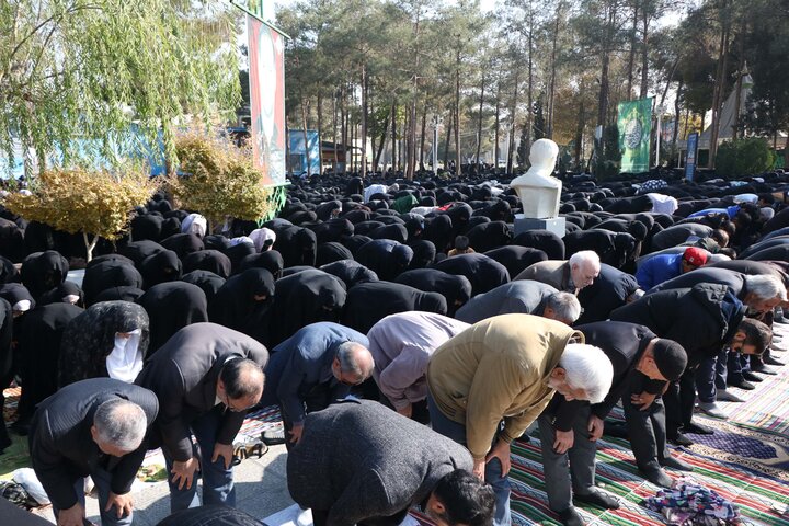 تصاویر |اقامه نماز باران در اصفهان