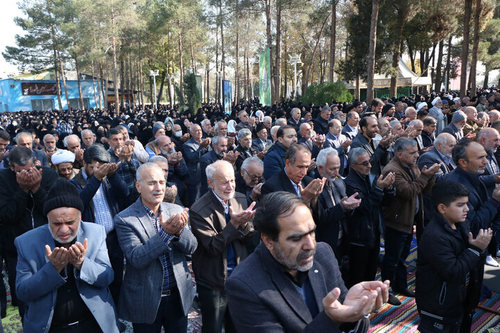 تصاویر |اقامه نماز باران در اصفهان