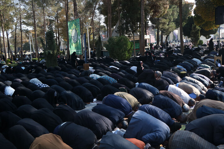 تصاویر |اقامه نماز باران در اصفهان