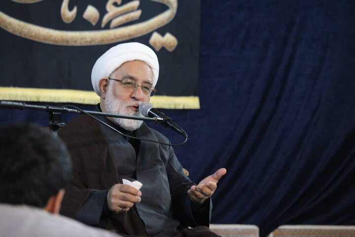 بچوں میں دینی تعلیم کا شوق اور رغبت ان کے والدین کے رزقِ حلال، توسل اور دعا کا اثر ہے