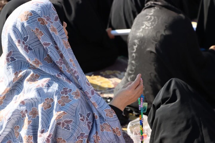 تصاویر/ نماز طلب باران به امامت حجت الاسلام و المسلمین مرتضی مطیعی در مصلی بزرگ شهرستان سمنان