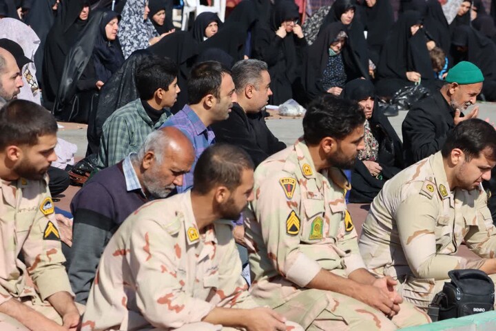 تصاویر/ نماز طلب باران به امامت حجت الاسلام و المسلمین مرتضی مطیعی در مصلی بزرگ شهرستان سمنان