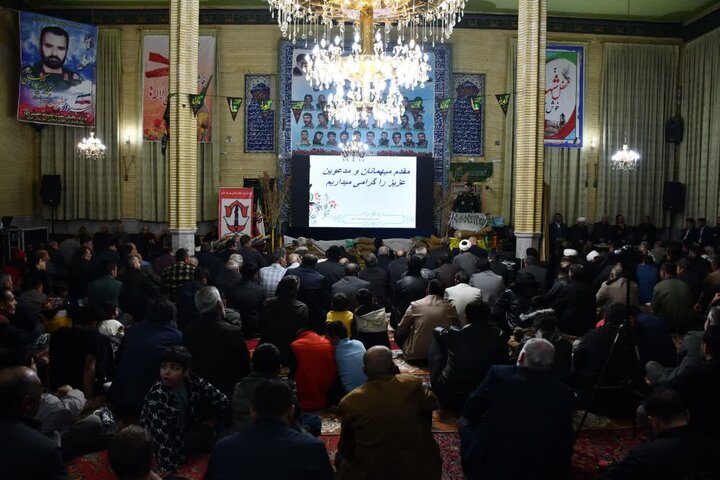 تصاویر/ یادواره ۳۰ شهید روستای قوروق شهرستان خوی