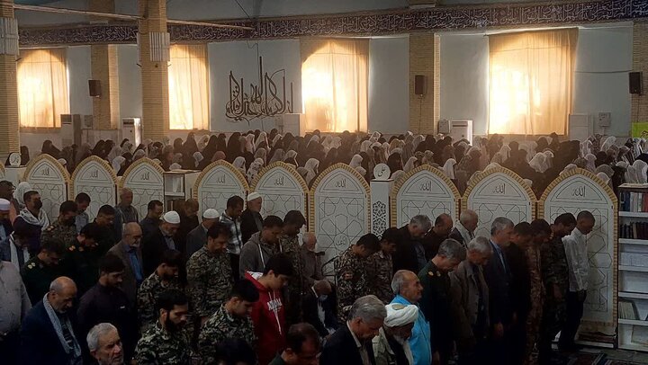 تصاویر/ آیین عبادی سیاسی نماز جمعه شهرستان زابل