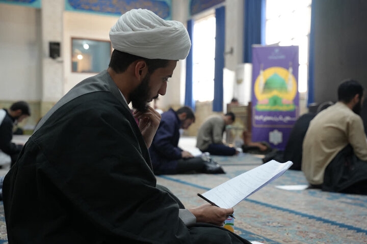 تصاویر/ برگزاری مسابقه علمی «تاریخ» به همت حوزه علمیه استان تهران