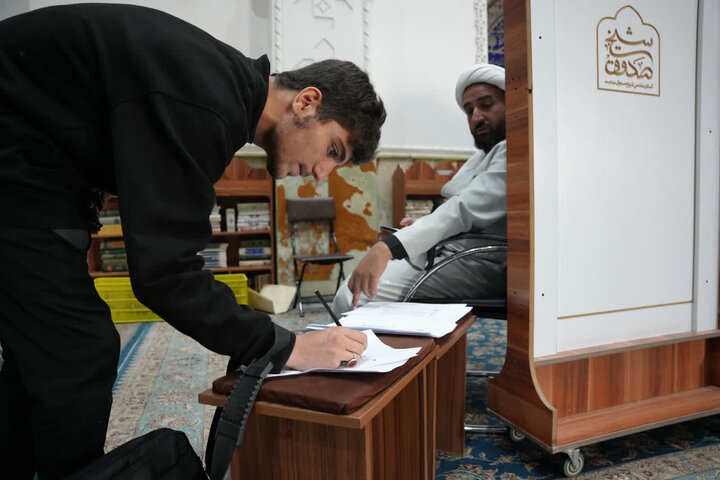 تصاویر/ برگزاری مسابقه علمی «تاریخ» به همت حوزه علمیه استان تهران