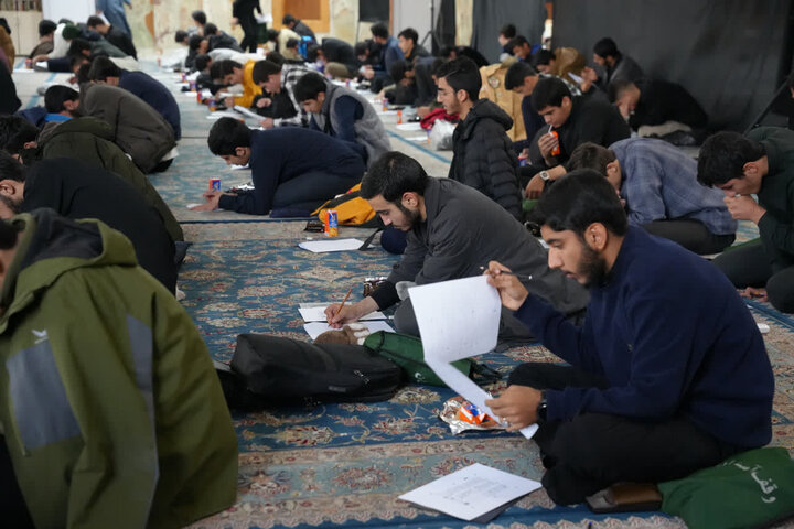 تصاویر/ برگزاری مسابقه علمی «تاریخ» به همت حوزه علمیه استان تهران